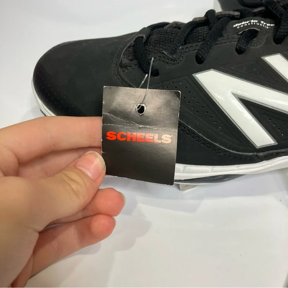 New‎ Balance metal softball cleats women’s size 11 black white new with tags